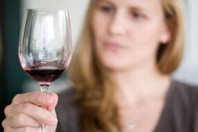 Compatibility of alcohol and antibiotics
